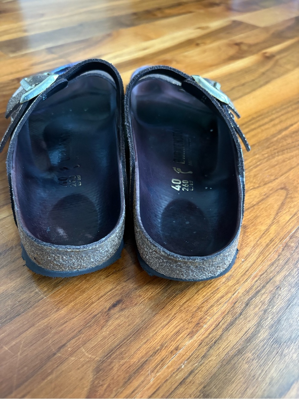 Birkenstock Arizona LUX Arizona Brown & Metallic Sandal in Iridescent Gold, USED - Picture 13 of 17